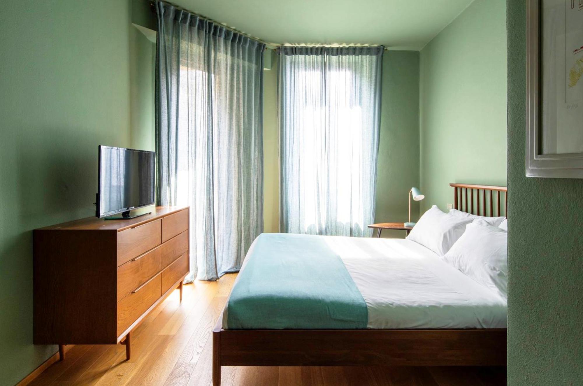 Domus Plinii 1792 Suites Faggeto Lario Δωμάτιο φωτογραφία