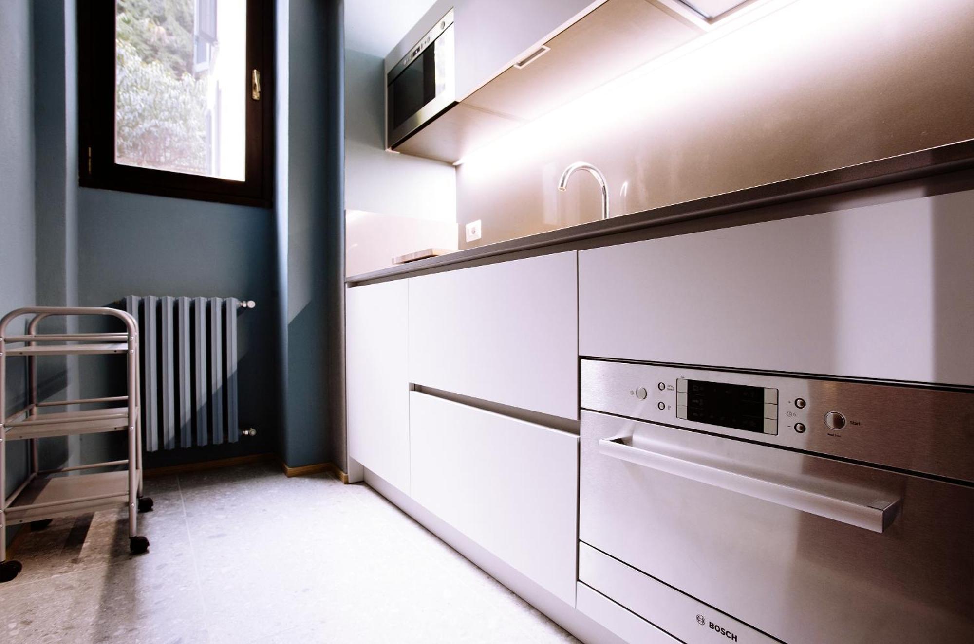 Domus Plinii 1792 Suites Faggeto Lario Δωμάτιο φωτογραφία